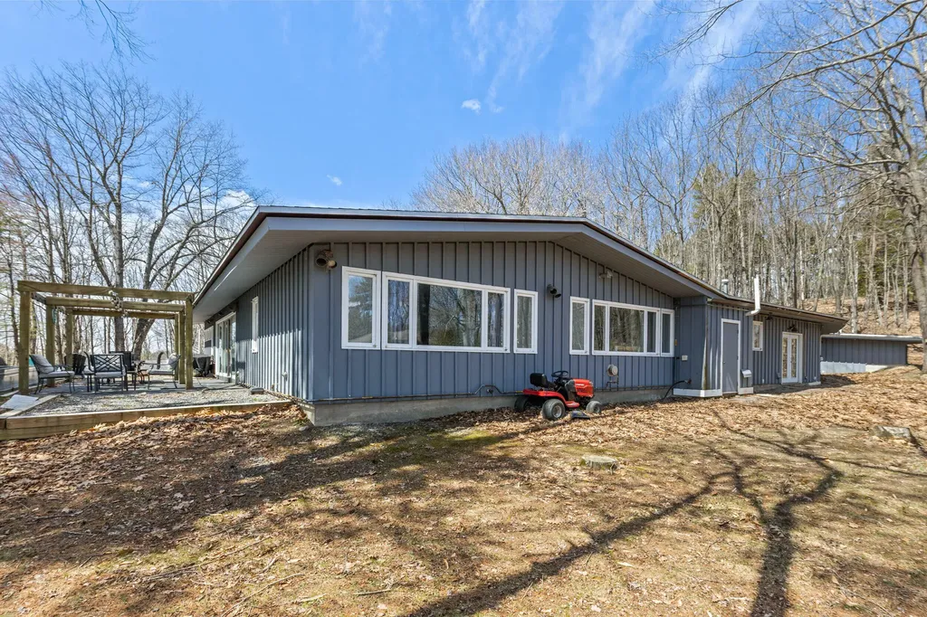 7 Bayberry Lane Lewiston ME 04240