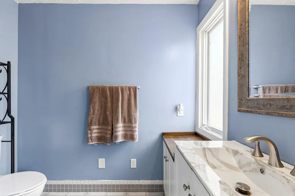 7 Bayberry Lane Lewiston ME 04240