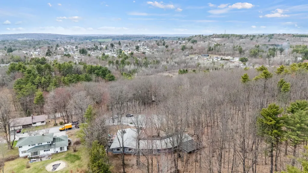 7 Bayberry Lane Lewiston ME 04240