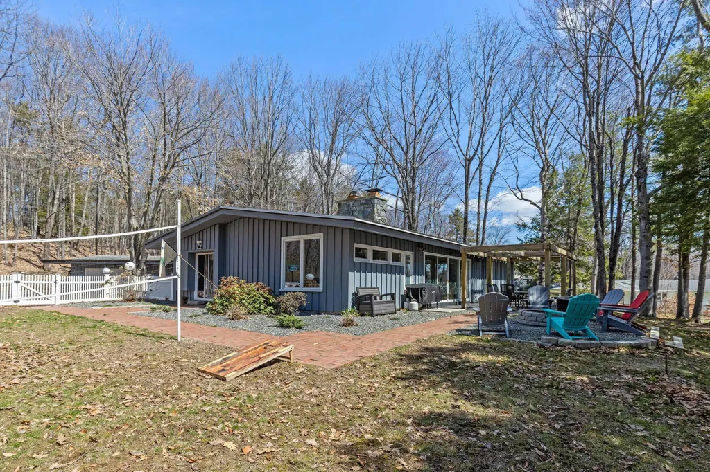 7 Bayberry Lane Lewiston ME 04240