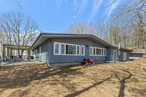 7 Bayberry Lane Lewiston ME 04240