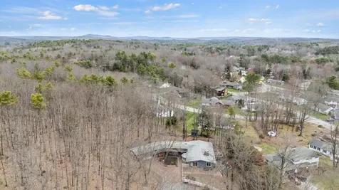 7 Bayberry Lane Lewiston ME 04240