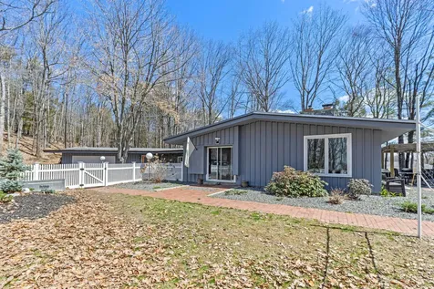7 Bayberry Lane Lewiston ME 04240