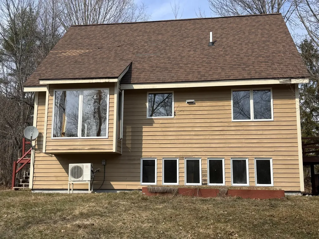 10 Song Bird Lane Readfield ME 04355