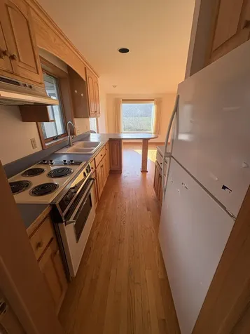 10 Song Bird Lane Readfield ME 04355