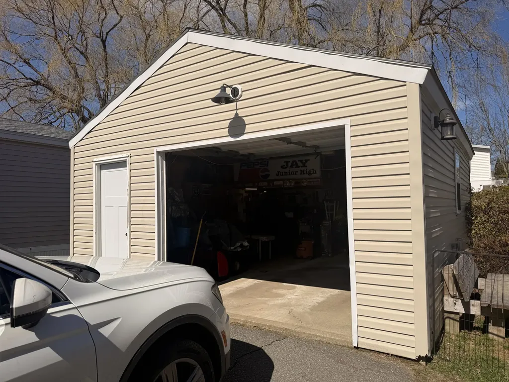 19 N Street Bangor ME 04401