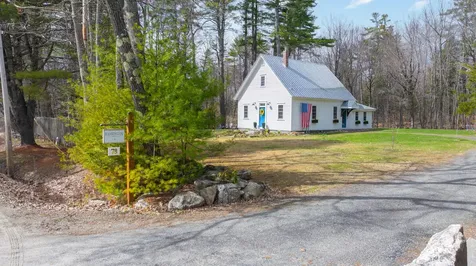 78 Collins Road Manchester ME 04351
