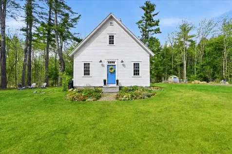 78 Collins Road Manchester ME 04351
