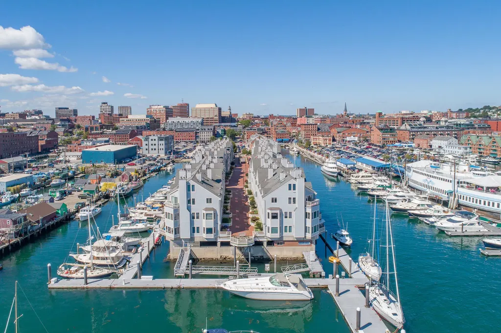 711 Chandlers Wharf Portland ME 04101