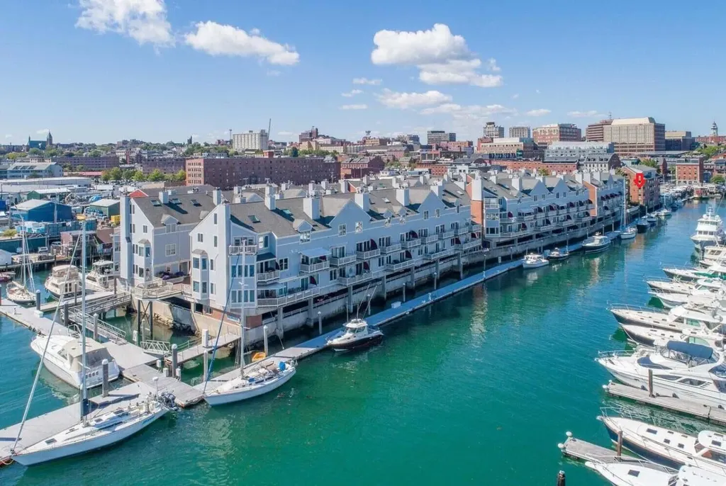 711 Chandlers Wharf Portland ME 04101