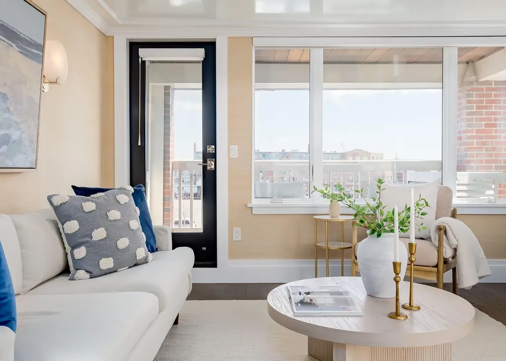 711 Chandlers Wharf Portland ME 04101