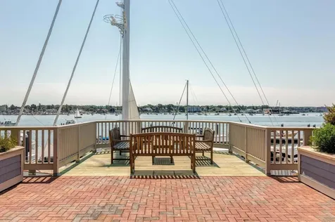 711 Chandlers Wharf Portland ME 04101