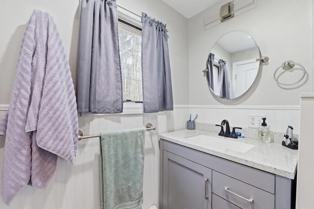 94 Sewell Shores Road Lebanon ME 04027