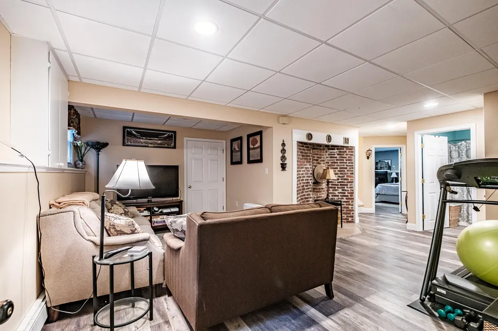 304 Blanchard Road Cumberland ME 04021