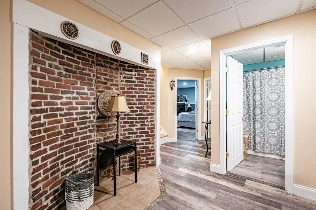 304 Blanchard Road Cumberland ME 04021