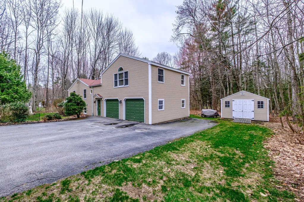 304 Blanchard Road Cumberland ME 04021