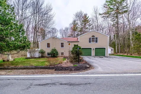 304 Blanchard Road Cumberland ME 04021