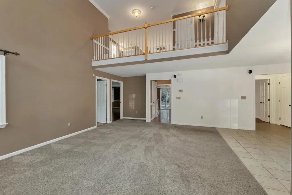 34 Stowecroft Drive Hampton NH 03842