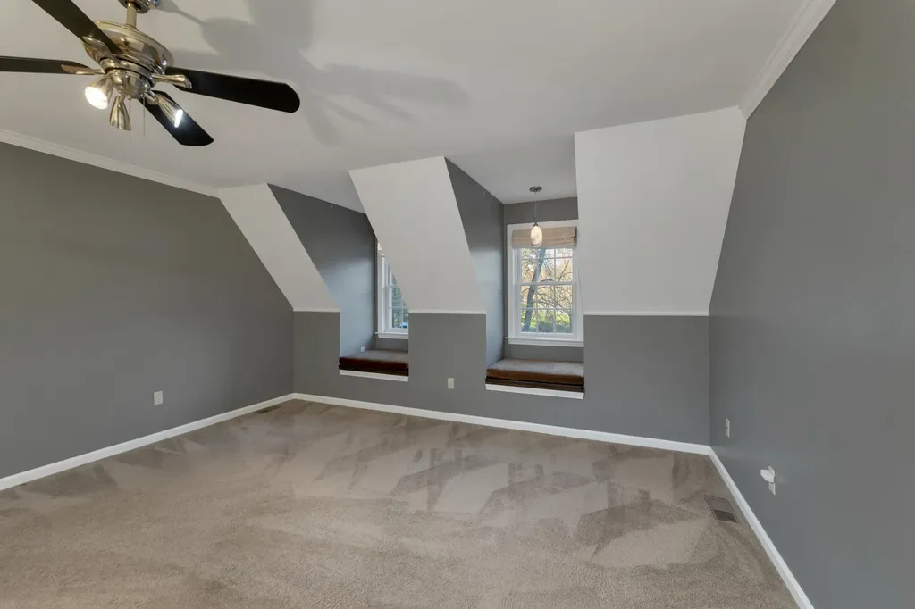 34 Stowecroft Drive Hampton NH 03842