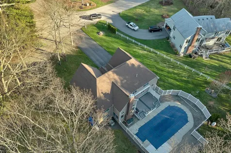 34 Stowecroft Drive Hampton NH 03842