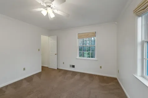 34 Stowecroft Drive Hampton NH 03842