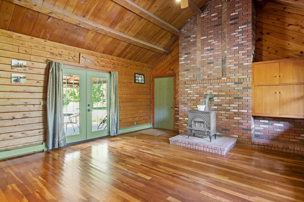 43 Knights Pond Road South Berwick ME 03908