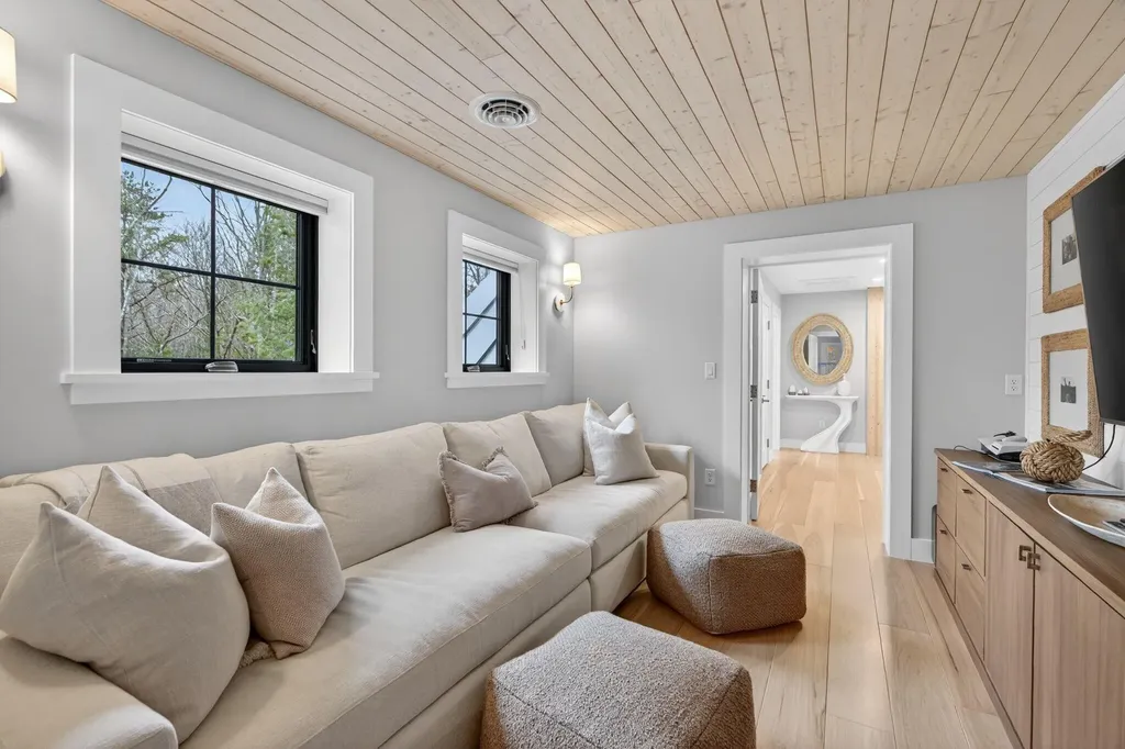 42 Binnacle Lane Kennebunkport ME 04046