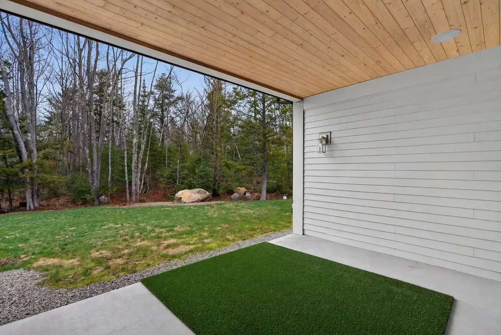 42 Binnacle Lane Kennebunkport ME 04046