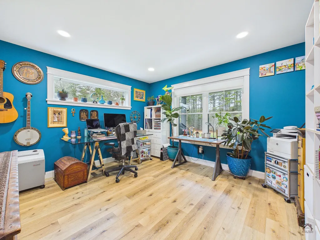 6 Shuman Road Windsor ME 04363