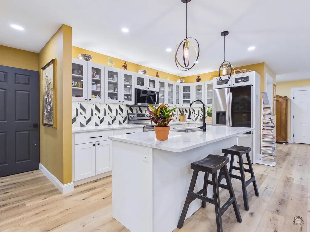 6 Shuman Road Windsor ME 04363