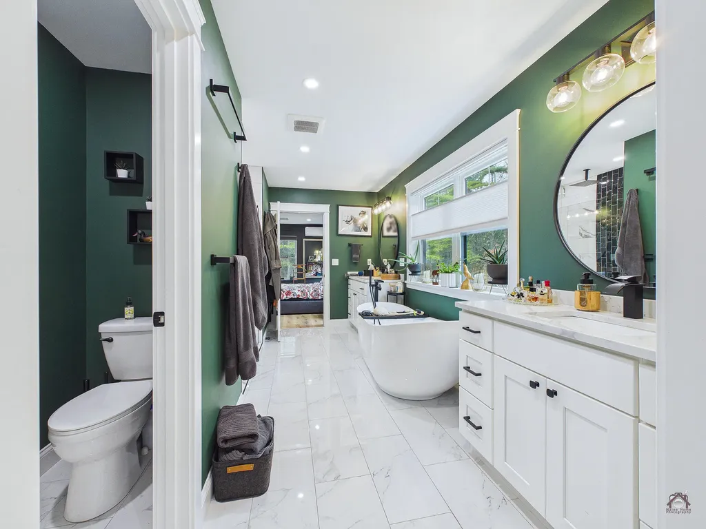 6 Shuman Road Windsor ME 04363