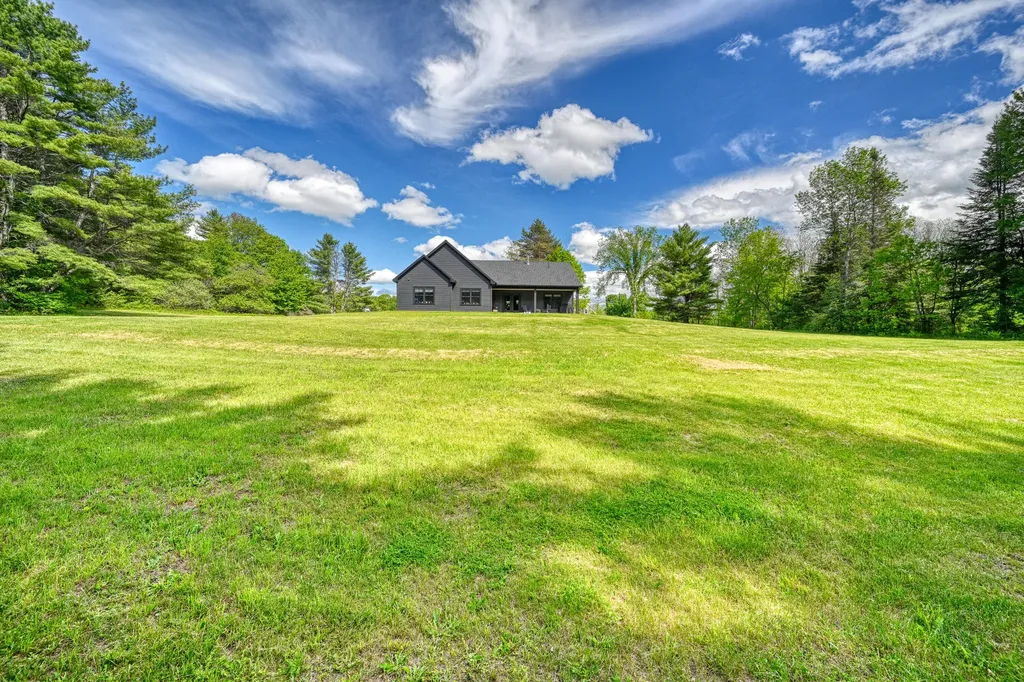 6 Shuman Road Windsor ME 04363