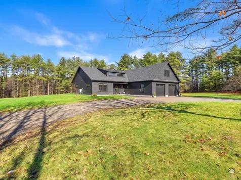 6 Shuman Road Windsor ME 04363