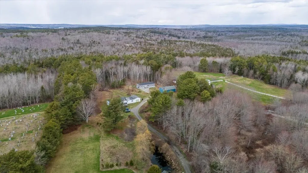 20 Baird Drive Friendship ME 04547