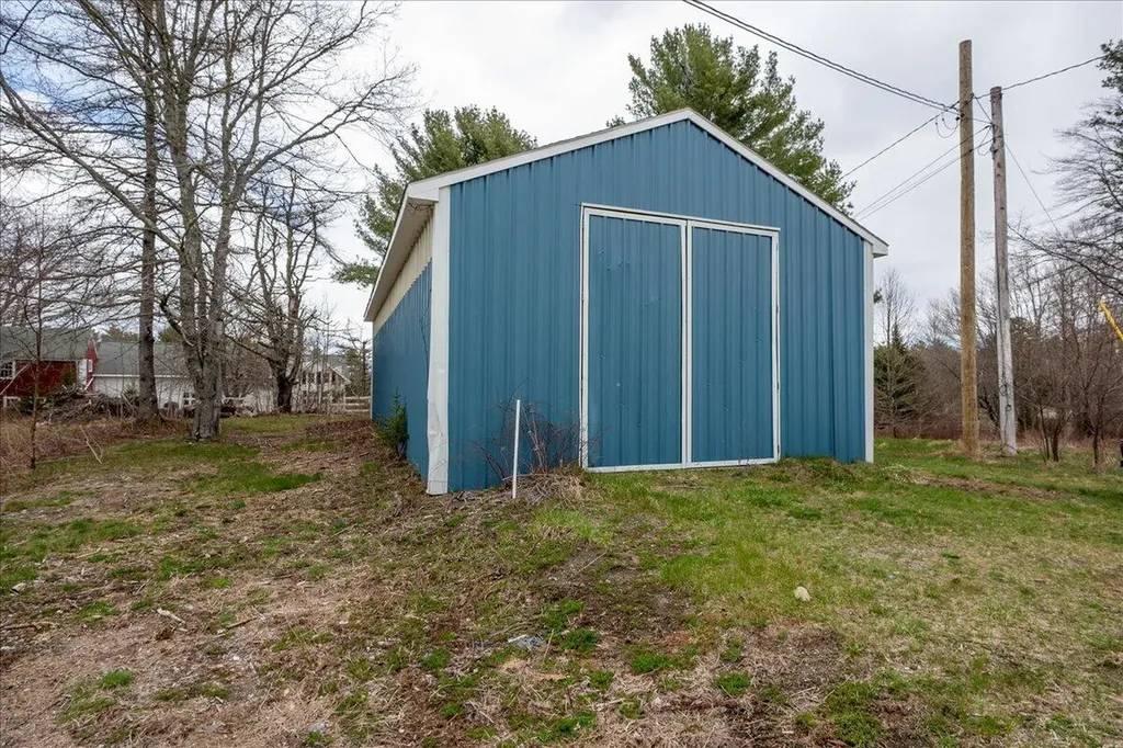20 Baird Drive Friendship ME 04547