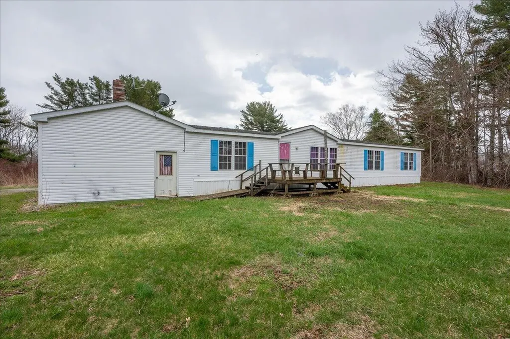 20 Baird Drive Friendship ME 04547