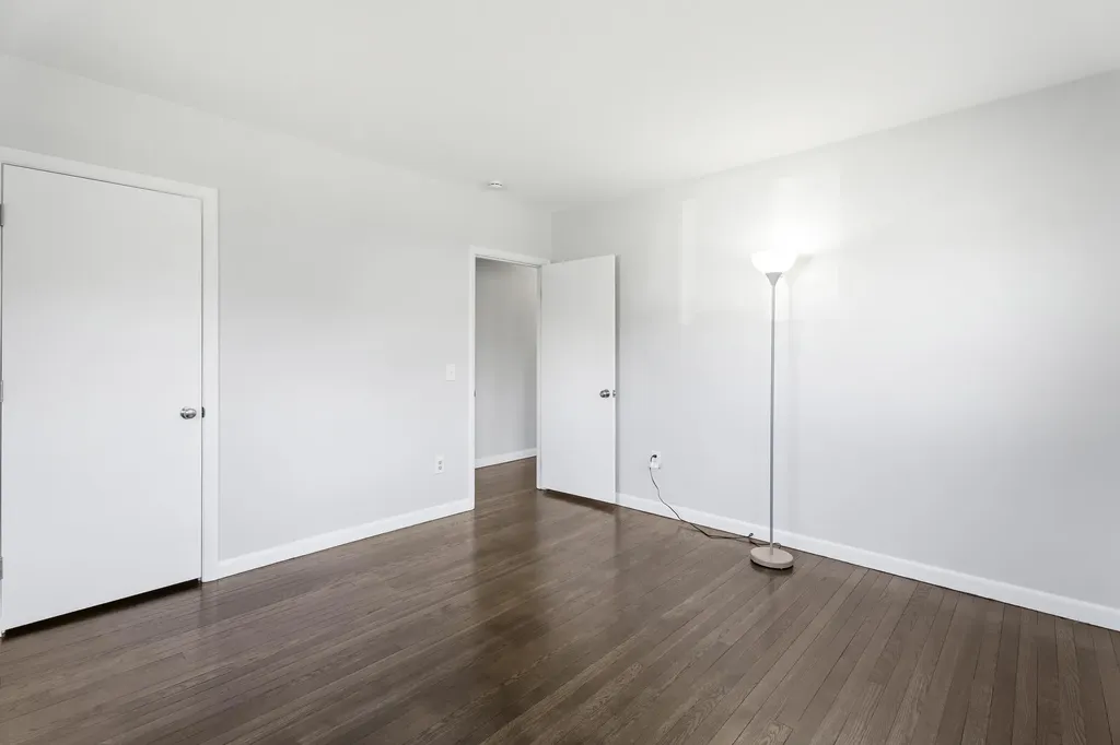 12 Sunset Drive Orono ME 04473