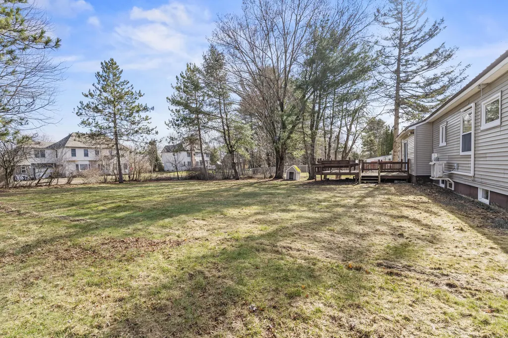 12 Sunset Drive Orono ME 04473