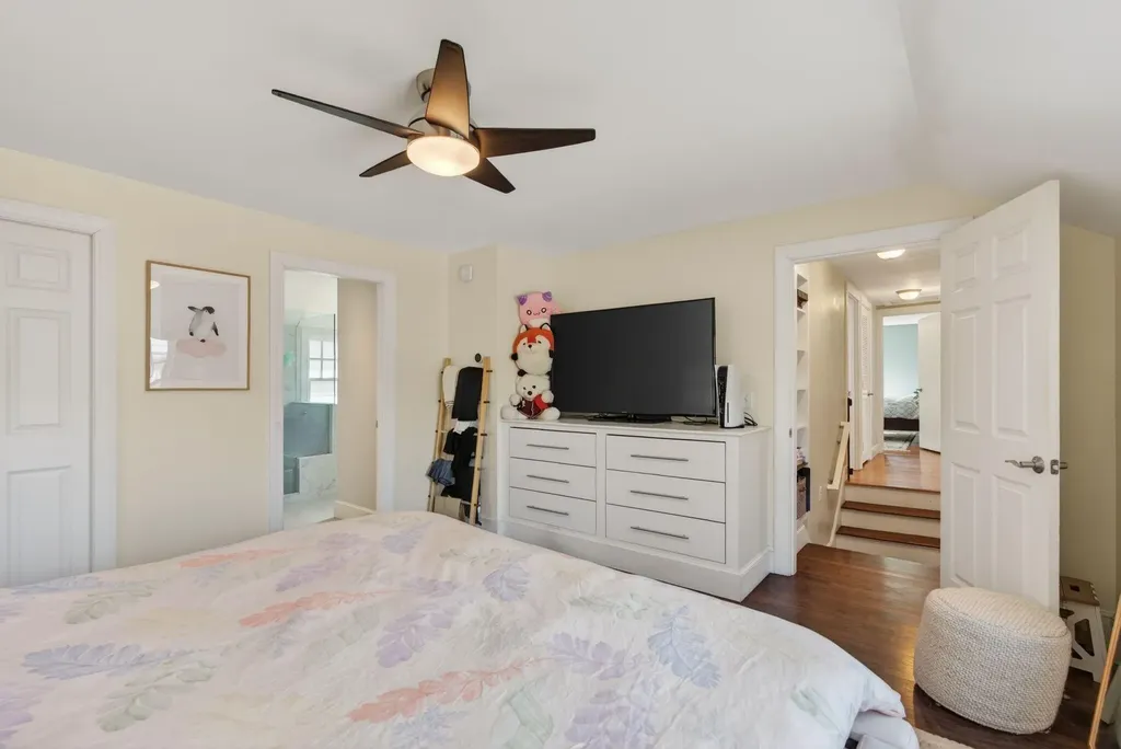 23 Neal Street Portland ME 04102