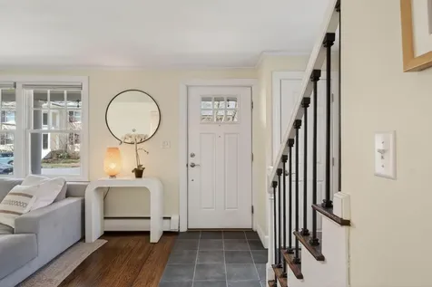23 Neal Street Portland ME 04102