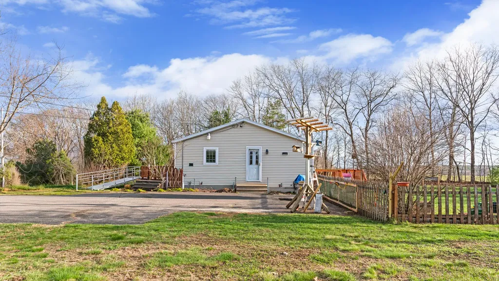 11 Michelle Way Saco ME 04072