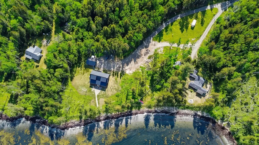 1590 Pripet Woods Lane Islesboro ME 04848