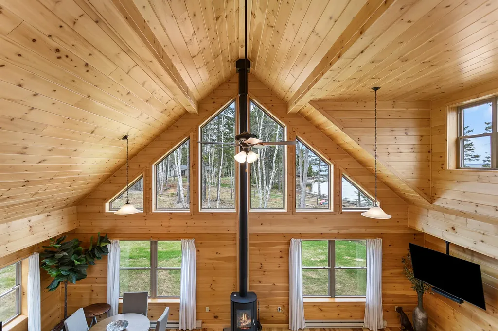 1590 Pripet Woods Lane Islesboro ME 04848