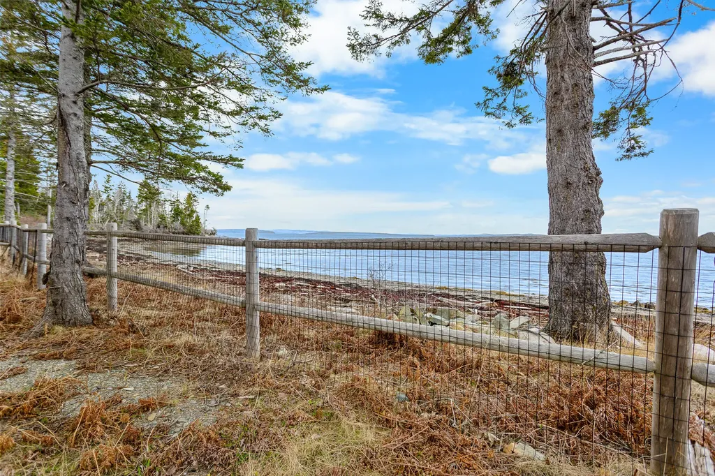 1590 Pripet Woods Lane Islesboro ME 04848