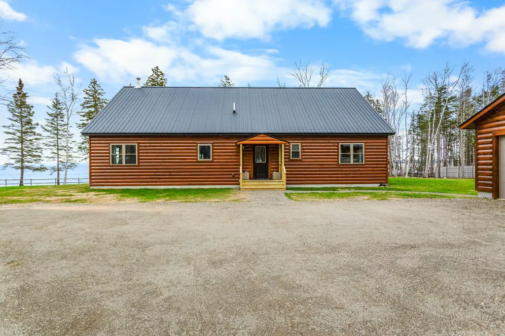 1590 Pripet Woods Lane Islesboro ME 04848
