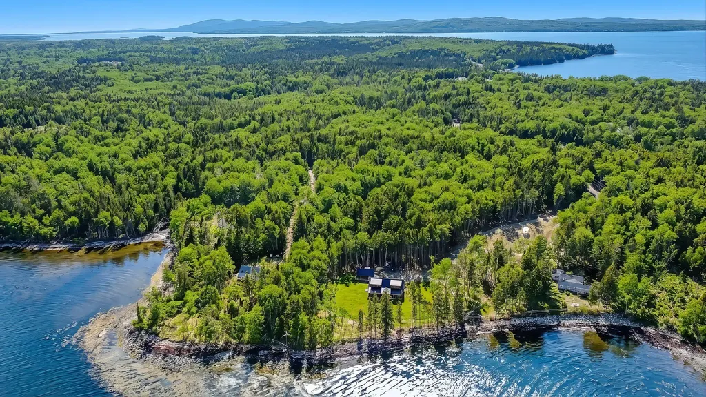 1590 Pripet Woods Lane Islesboro ME 04848