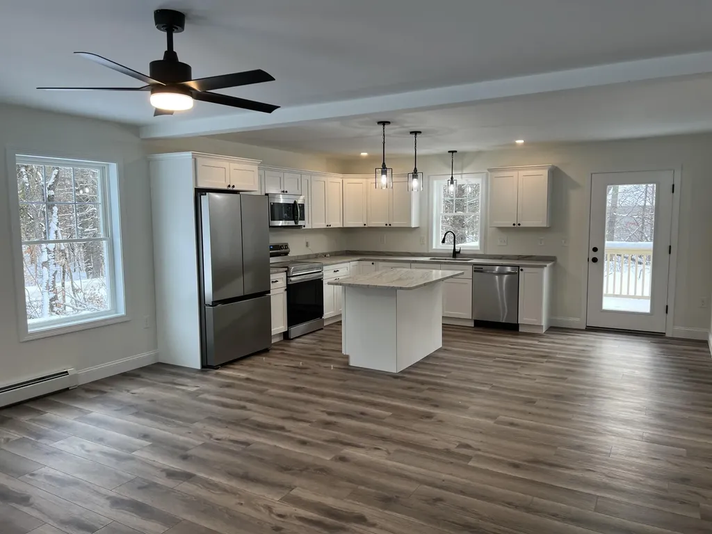 22 Kennedy Drive Waterboro ME 04061