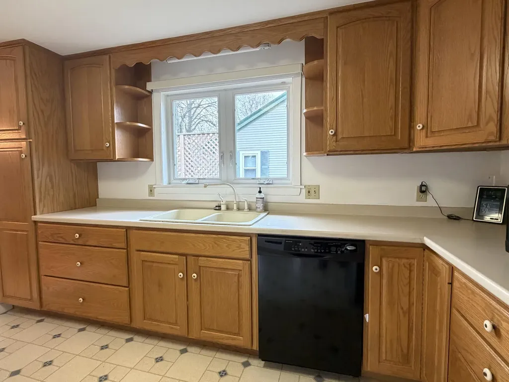 123 Fifteenth Street Bangor ME 04401
