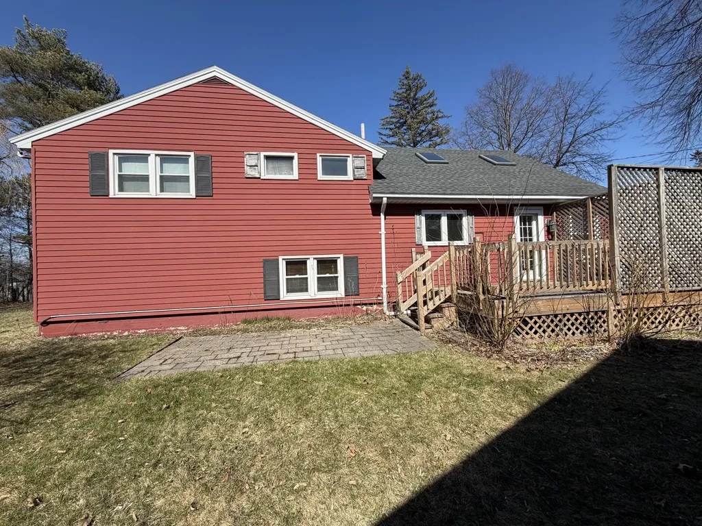 123 Fifteenth Street Bangor ME 04401
