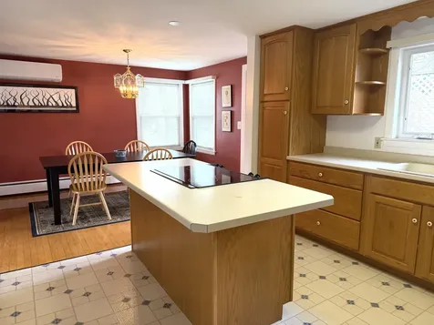 123 Fifteenth Street Bangor ME 04401